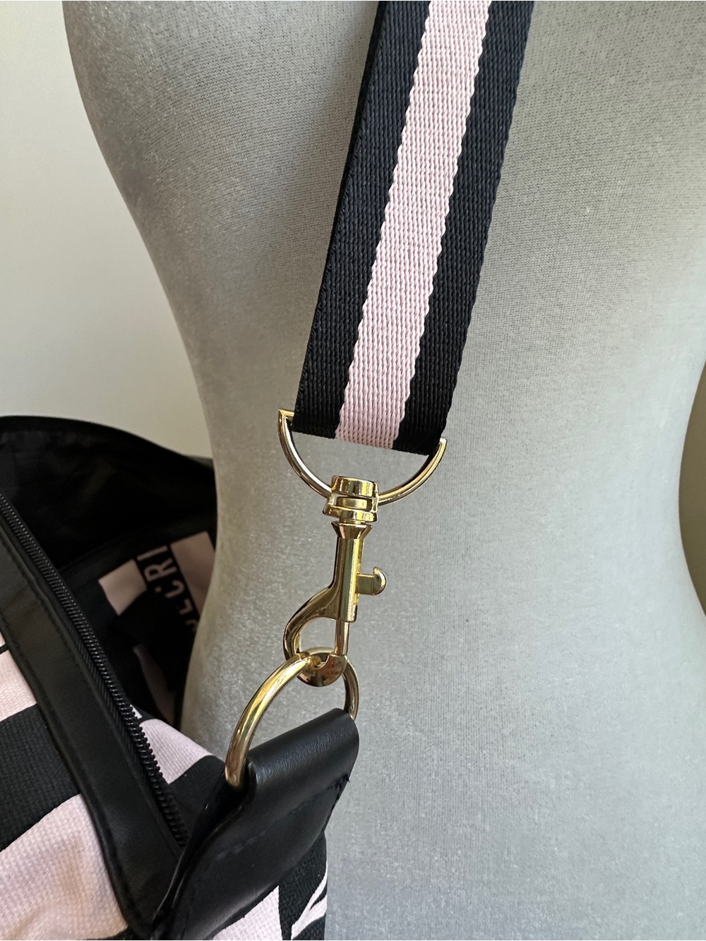 Victoria's Secret Pink and Black Striped Tote with Detachable Strap . EUC - Picture 6 of 16